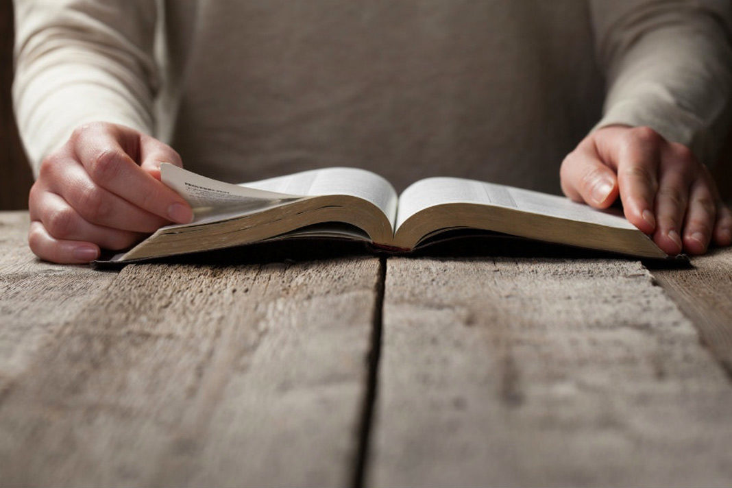 New-Bible-Seeks-to-Connect-Modern-and-Ancient-Israel