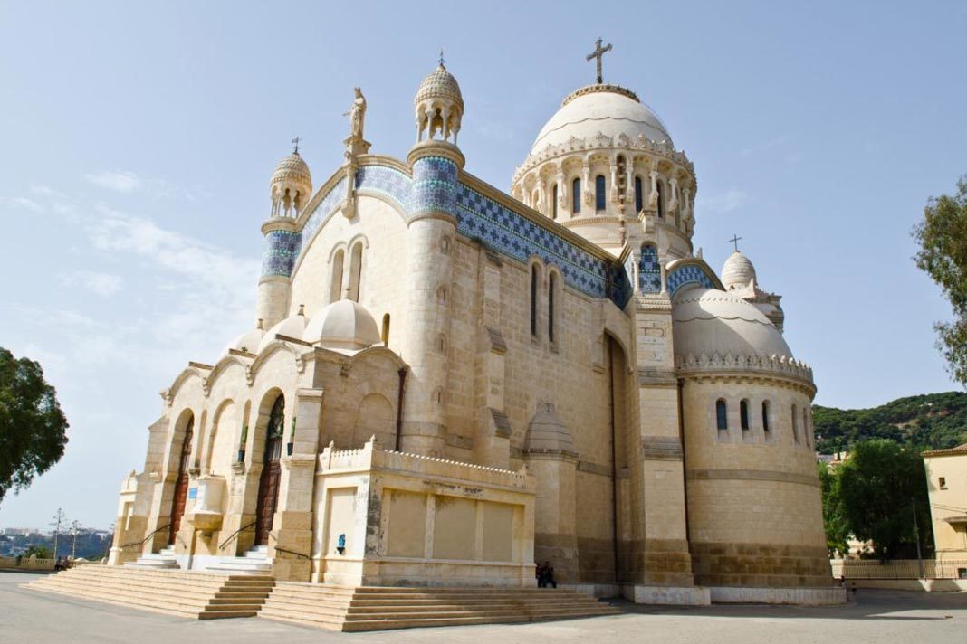 government-ignores-pleas-and-closes-more-churches-in-algeria