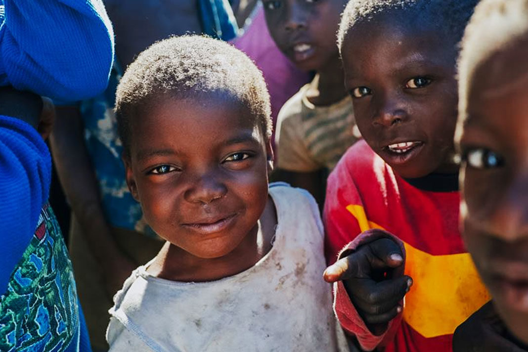 praying-for-peace-heidi-rolland-baker-staying-in-mozambique-despite-nearby-violence