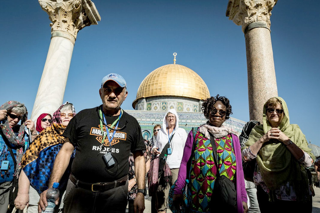 israeli-tourism-sets-new-record-with-2-million-visitors