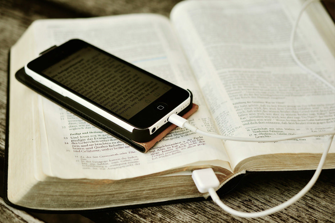 bible-gateway-celebrates-25-years-online-by-revealing-remarkable-findings-from-14-billion-website-views