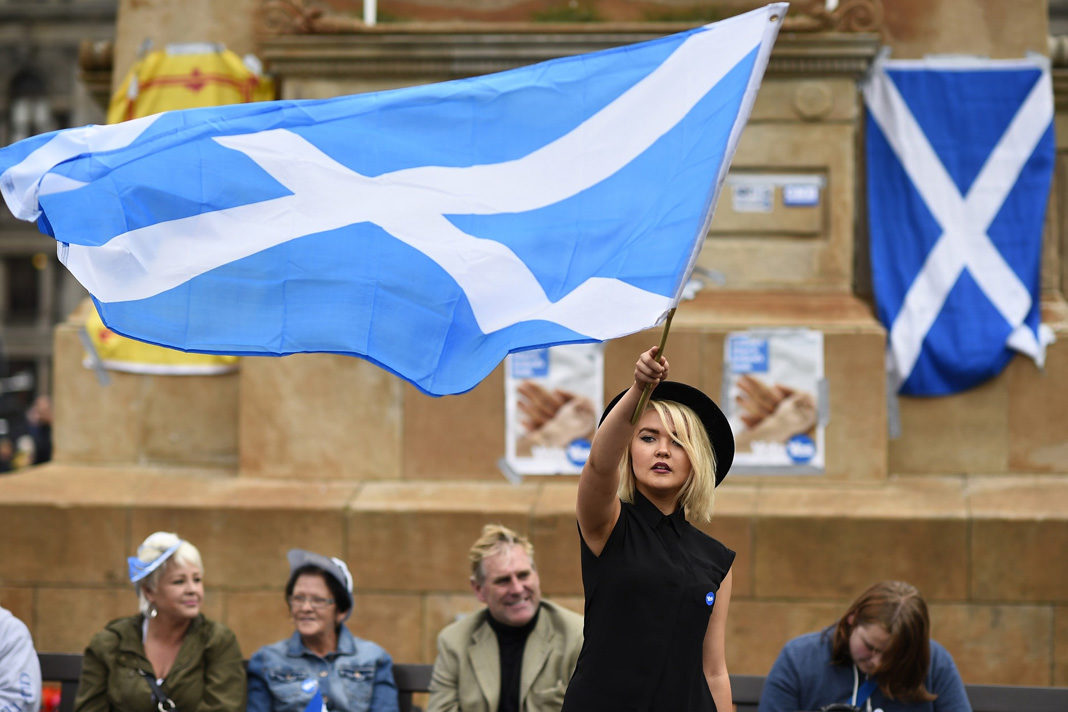 crosses-being-removed-covered-in-scottish-chapels-due-to-offended-non-christians-at-funeral-services