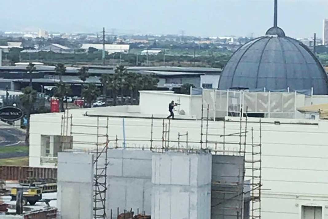 breaking-2-gunmen-storm-hillsong-cape-town-rob-and-assault-victims-yet-to-be-arrested