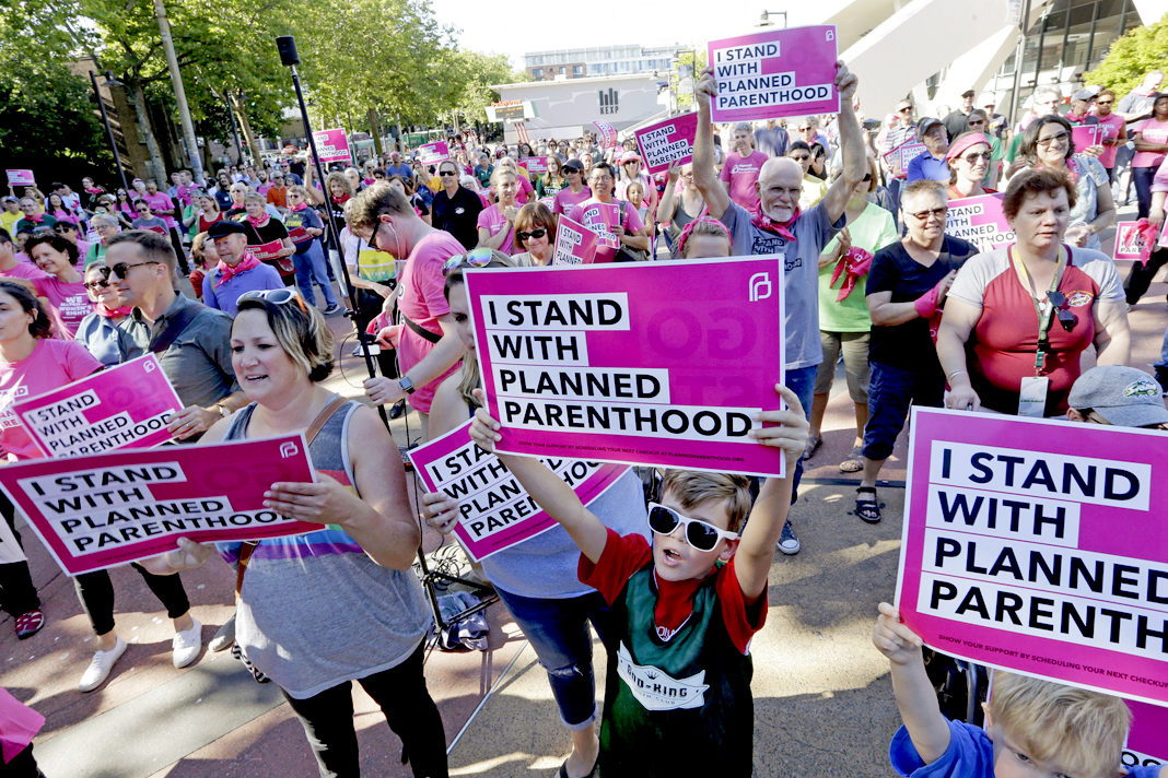planned-parenthood-sues-to-allow-non-doctors-to-commit-abortions