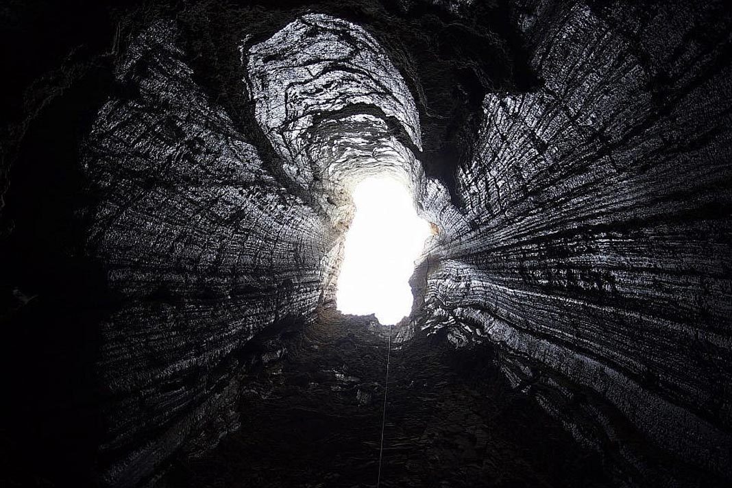 worlds-largest-salt-cave-discovered-in-israel-and-its-still-growing World's Largest Salt Cave