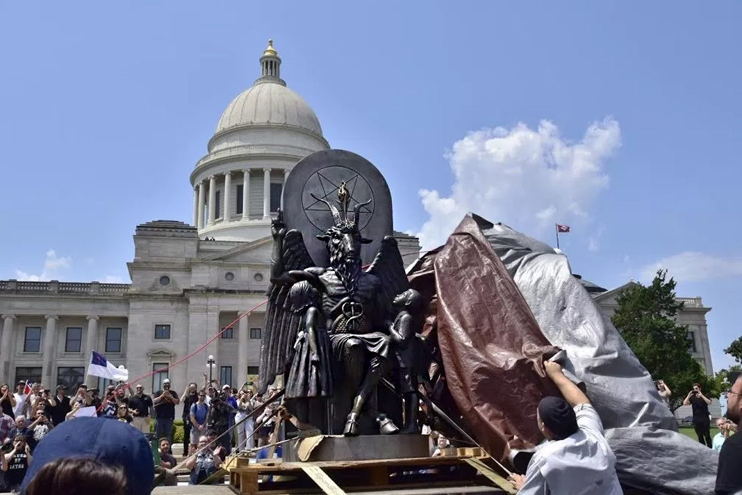 shocking-satanic-temple-documentary-released-media-loves-it Satanic Goat-Headed Statue