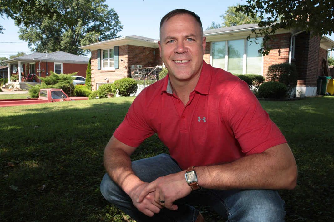 louisville-pastor-triples-attendance-in-6-months-by-knocking-on-doors Louisville pastor Mark Bishop has baptized 37 new believers and has seen attendance triple to nearly 300 people at Highview Baptist Church Valley Station Campus by knocking on doors. (Kentucky Today/Robin Cornetet)