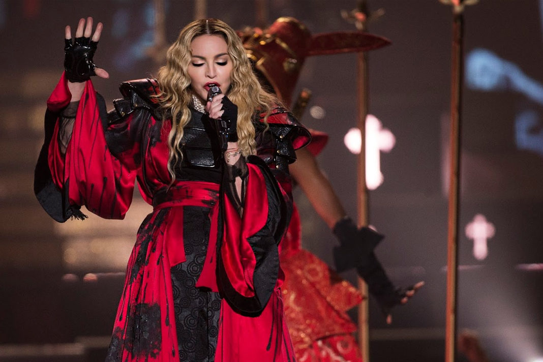 madonna-performs-as-antichrist-in-israel-mocking-jesus MADONNA