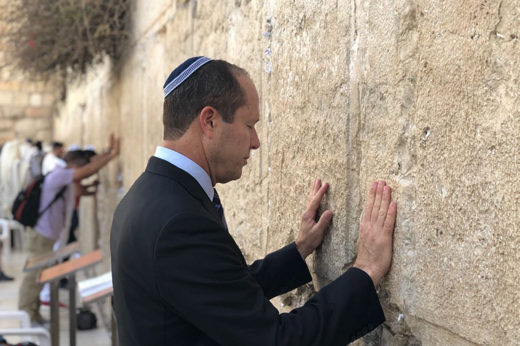 Former Jerusalem Mayor Nir Barkat at the Wailing Wall