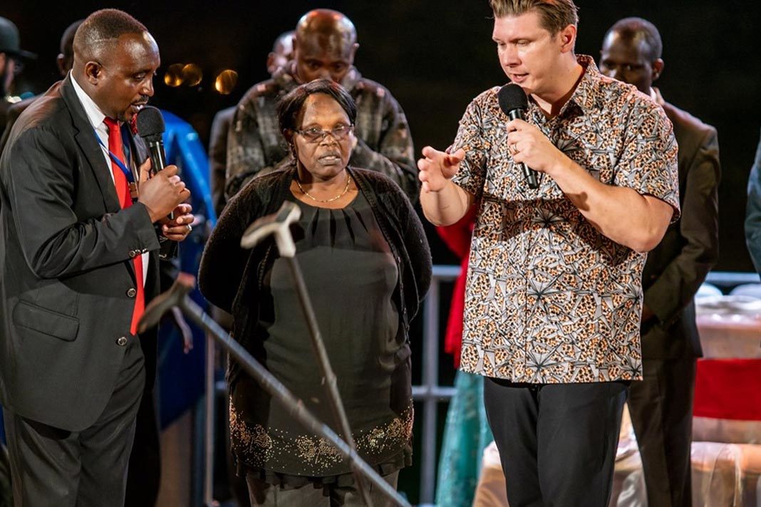 reinhard-bonnkes-ministry-reports-200000-salvation-decisions-in-kenya Evangelist Daniel Kolenda