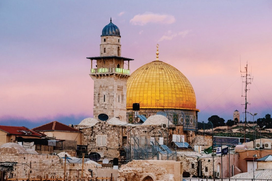 watch-wake-up-palestinians-israel-is-the-most-successful-country-in-the-mideast-warn-arab-scholars Israel