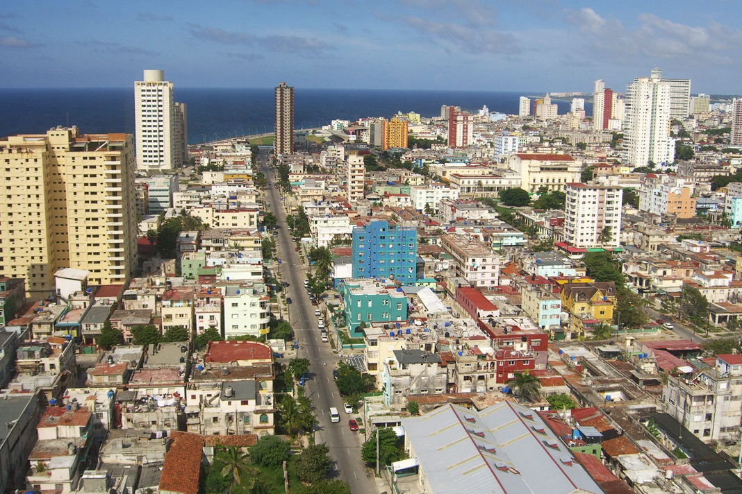 cuban-evangelicals-defend-freedom-of-expression-in-a-public-letter La Habana Cuba. / Wikimedia. See more: http://evangelicalfocus.com/blogs/4865/Cuban_evangelicals_defend__freedom_of_expression_in_a_public_letter