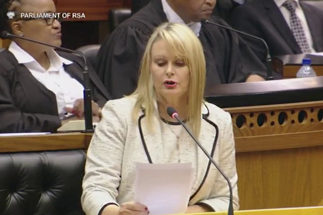 new-milestone-sa-law-extends-parental-leave-to-fathers,-adoptions,-and-surrogacy
