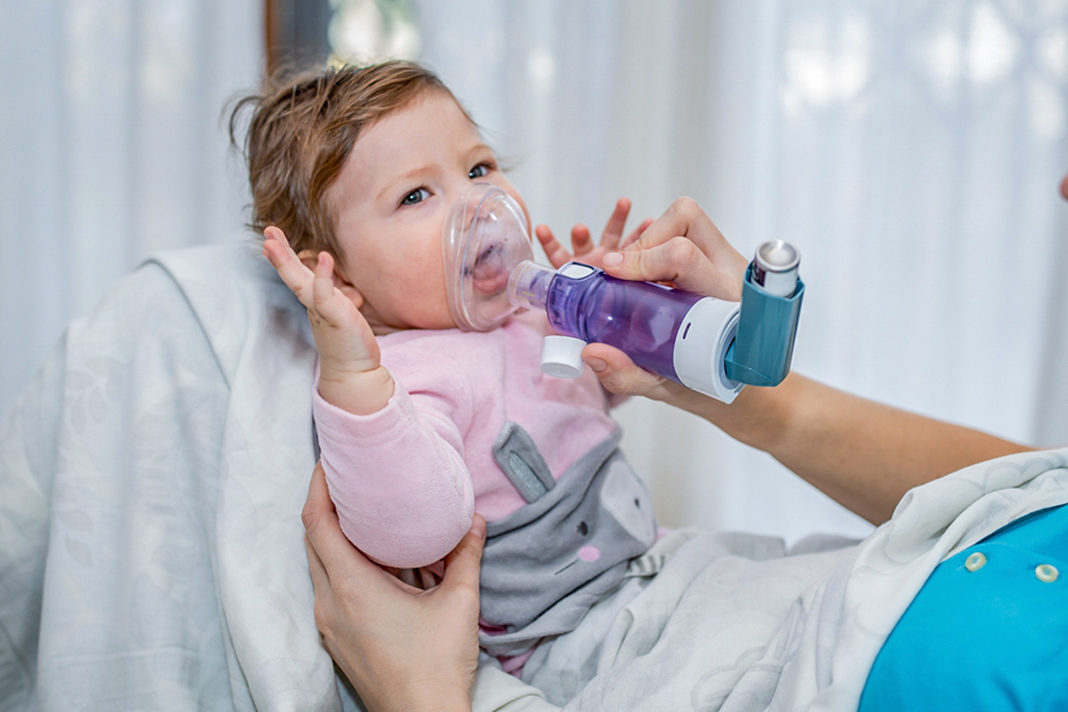 israeli-technology-helps-children-with-asthma-breathe-more-easily Toddler with asthma