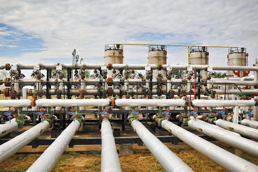 new-milestone-israel-starts-natural-gas-exports-to-egypt Gas Pipes Zorandim, Shutterstock