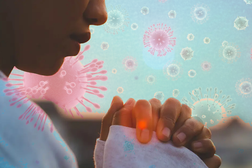 prayer-guide-for-coronavirus Woman praying