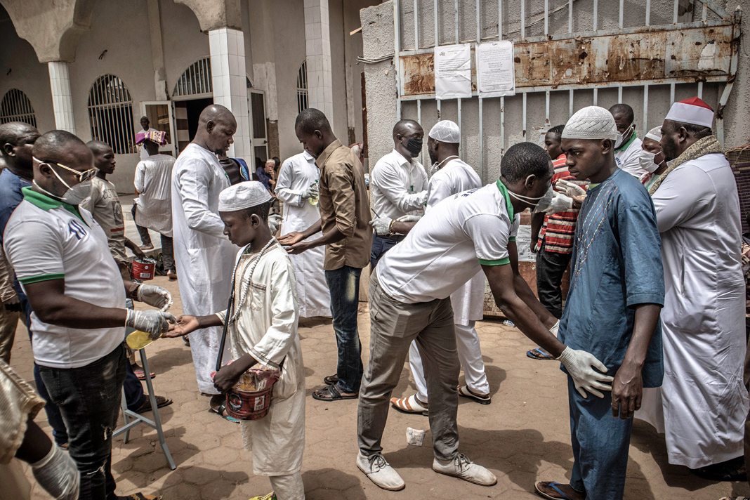 coronavirus-a-major-risk-for-700000-displaced-in-burkina-faso People in Burkina Faso | Finbarr O'Reilly for The New York Time