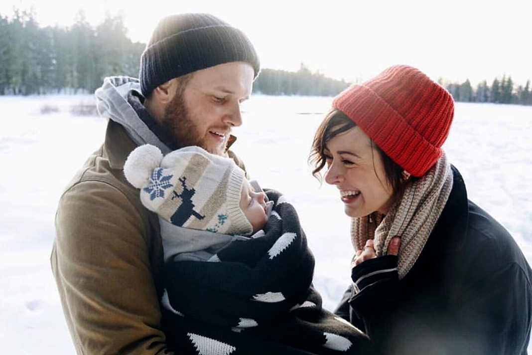 worship-leader-who-stood-in-faith-for-a-miracle-after-daughter-died-gives-powerful-word-of-encouragement Kalley Heiligenthal
