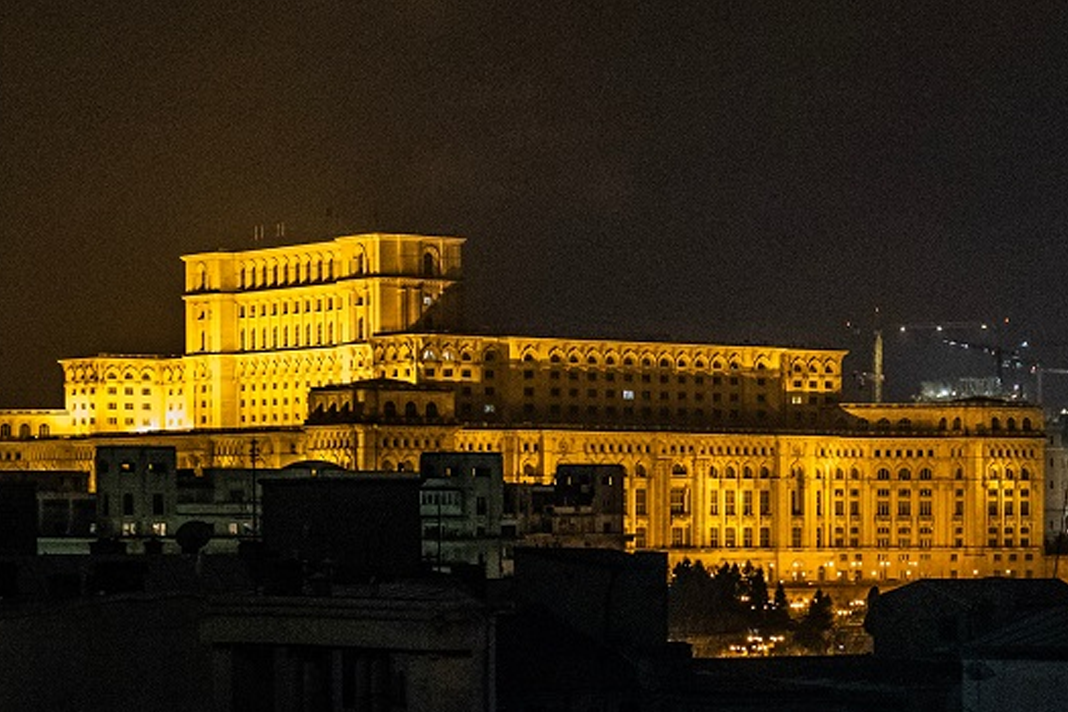 romania-celebrated-first-national-day-of-remembrance-of-persecuted-christians A view of the Romanian Parliament, in Bucharest, by night. / Catalyna Apostol, Unsplash, CC0