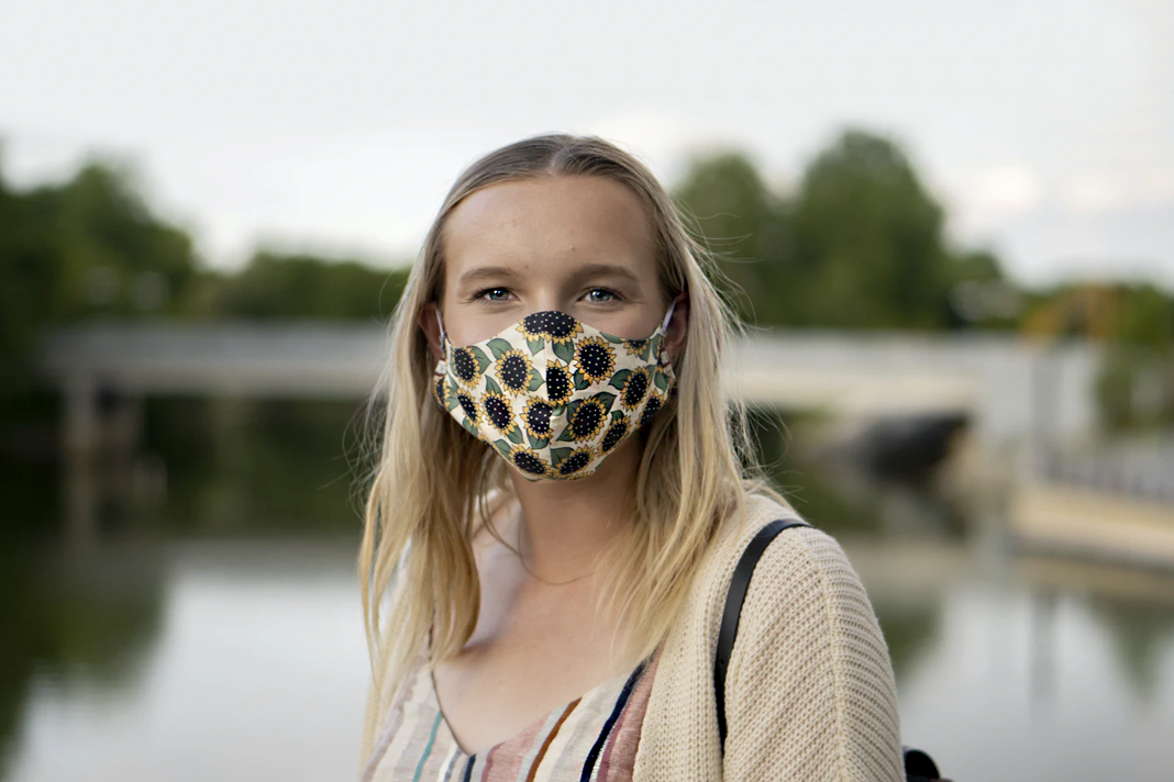 christians-should-be-known-for-their-creativity-and-focus-on-christ-say-german-evangelical-organisations woman with mask on