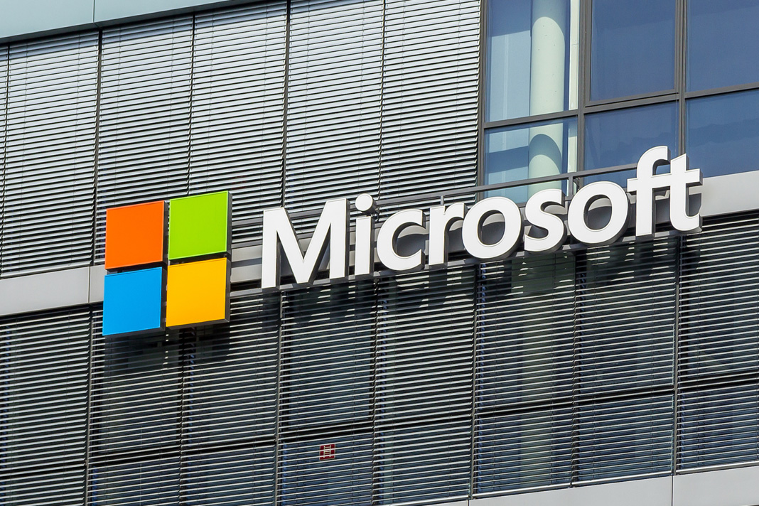 watch-microsoft-set-to-invest-1-billion-in-israel microsoft