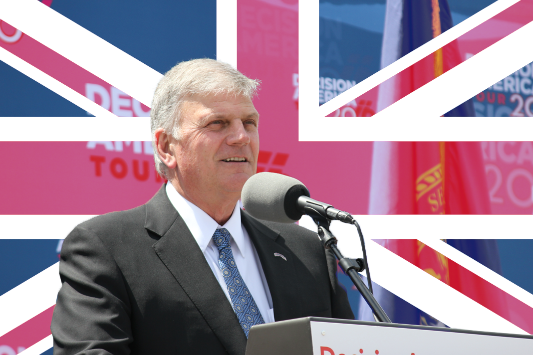 blackpool-settlement-apology-sends-strong-statement-for-religious-freedom-in-the-uk Rev. Franklin Graham and UK flag