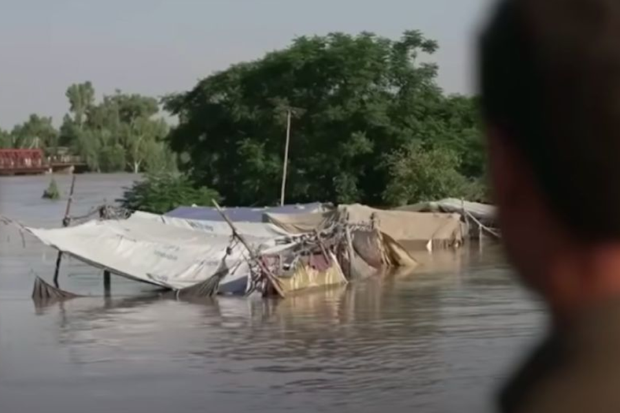pakistan-inundated-by-heavy-floods-churches-are-open-to-welcome-people pakistan Floods