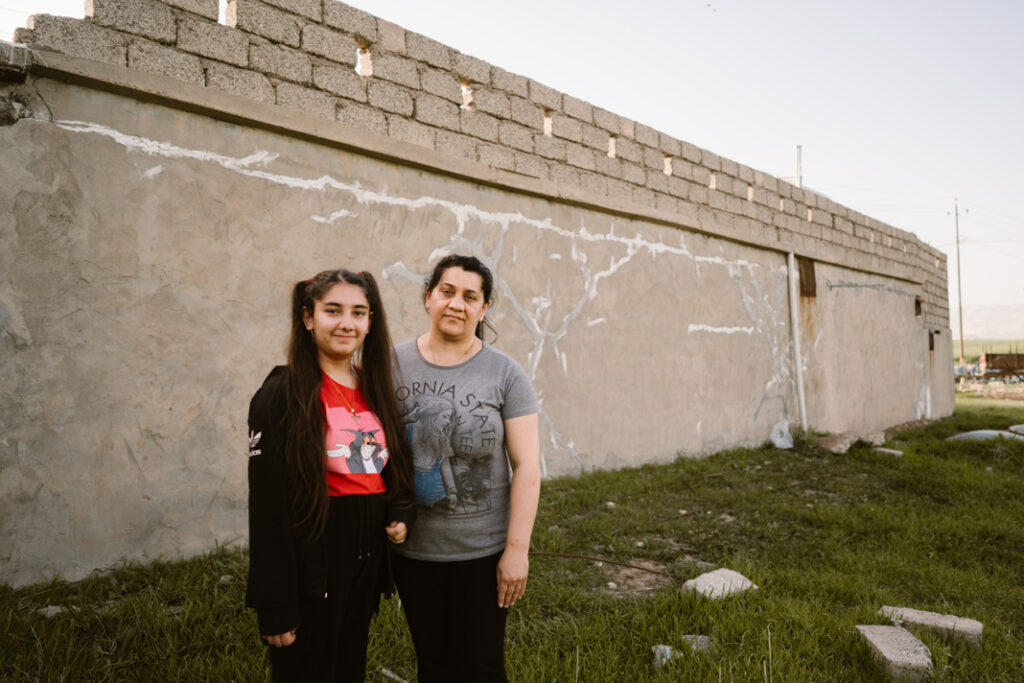 A Peaceful Christmas For A Little Girl In Iraq… - JOY! News