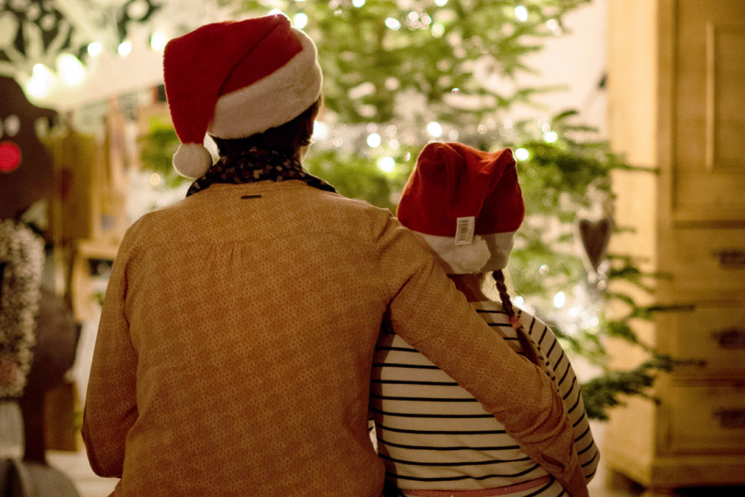 how-silently-the-wondrous-gift-is-given how-silently-the-wondrous-gift-is-given