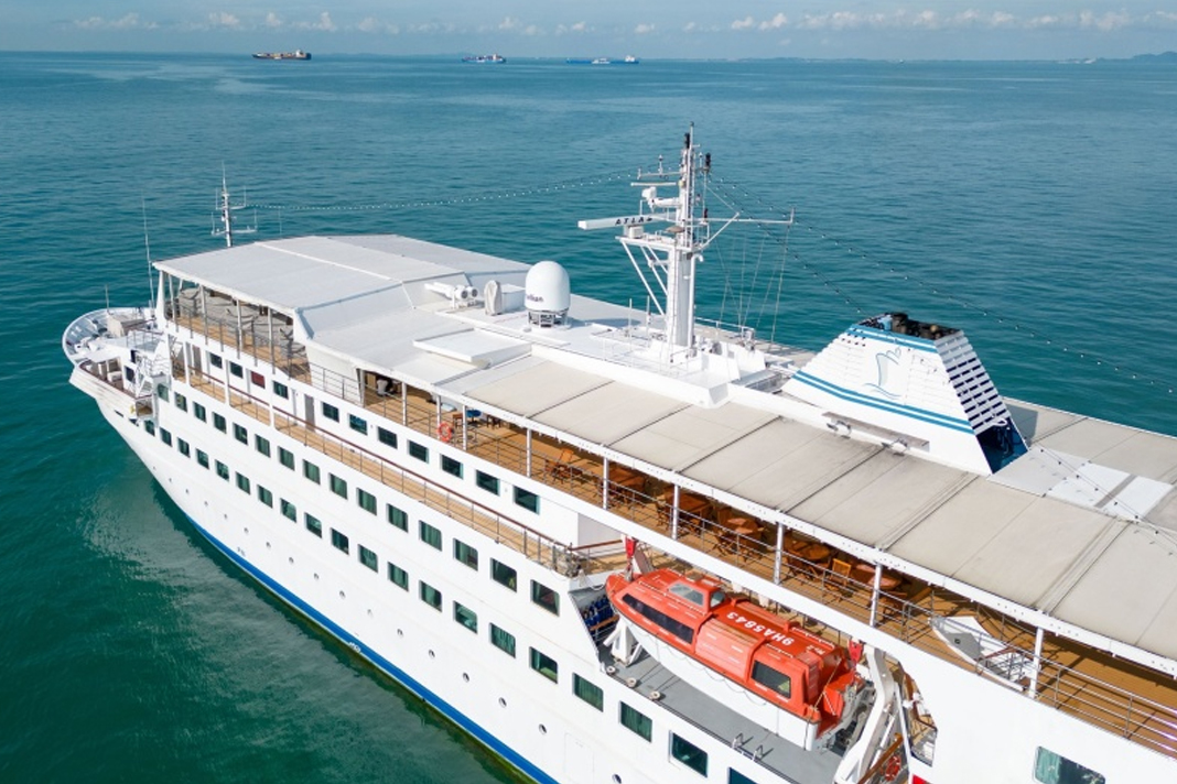 doulos-hope-oms-new-bookstore-ship-to-reach-new-ports-in-asia doulos-hope-oms-new-bookstore-ship-to-reach-new-ports-in-asia