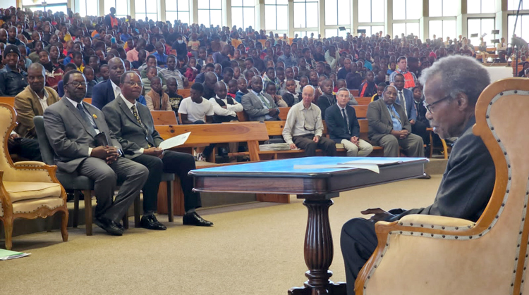 prince-buthelezi-lift-jesus-higher-at-the-kwasizabantu-conference