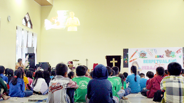 feba-indonesia-takes-children-on-an-adventure-in-gods-kingdom