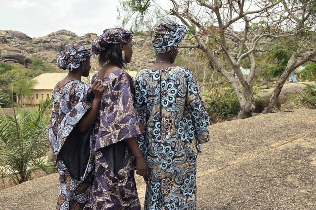 Evangelical Focus News item - Nigerian Girls